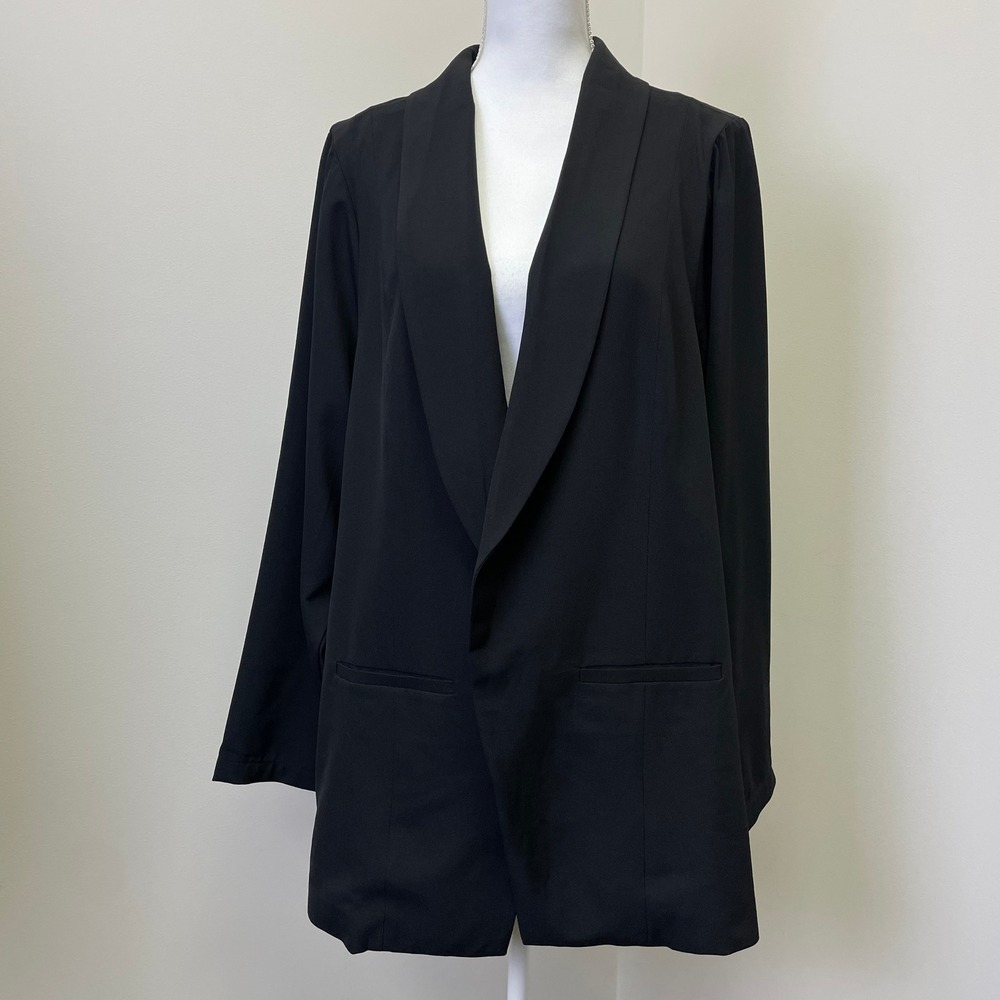 NWT Torrid Blazer Jacket Women's 3X 22-24 Black Open Front Longline Crepe Lined